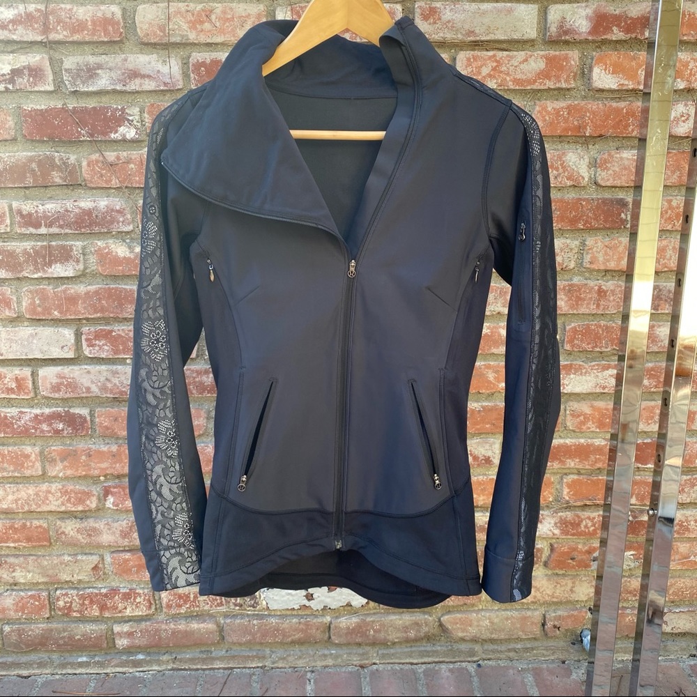 Lululemon Athletica Track Jacket sz 2
